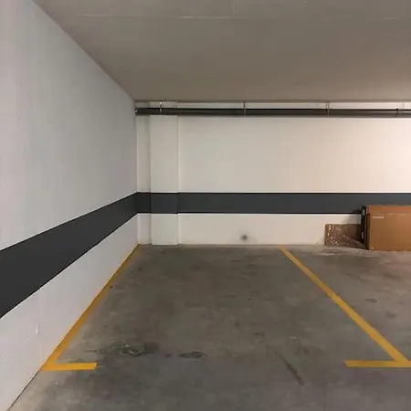 Stylish Near Oasis Apartman